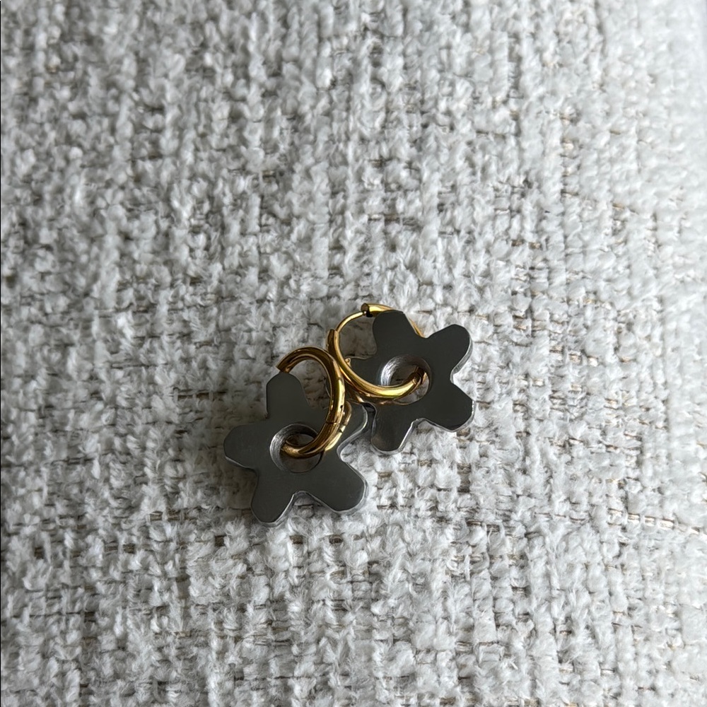 Elegant Gold and Silver Flower Earrings